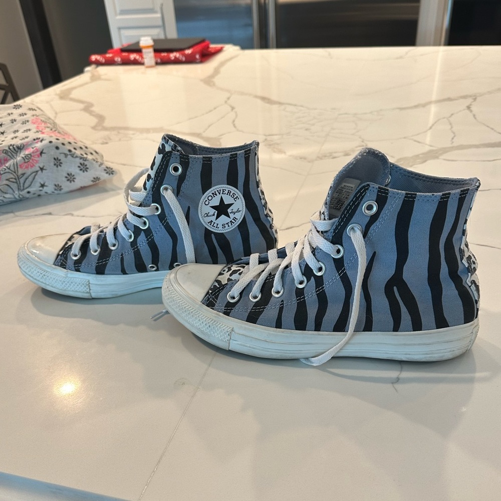 custom high top converse!